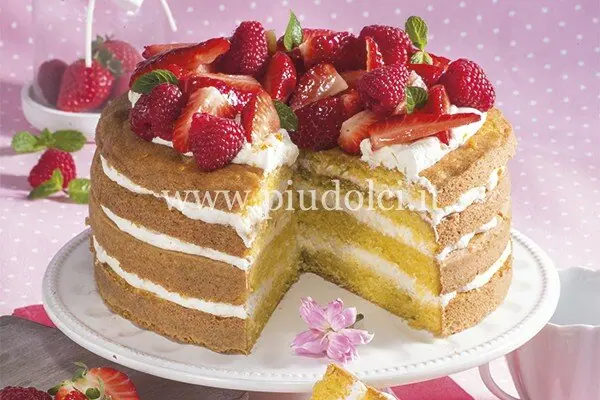 Victoria sponge cake con farcia al mascarpone